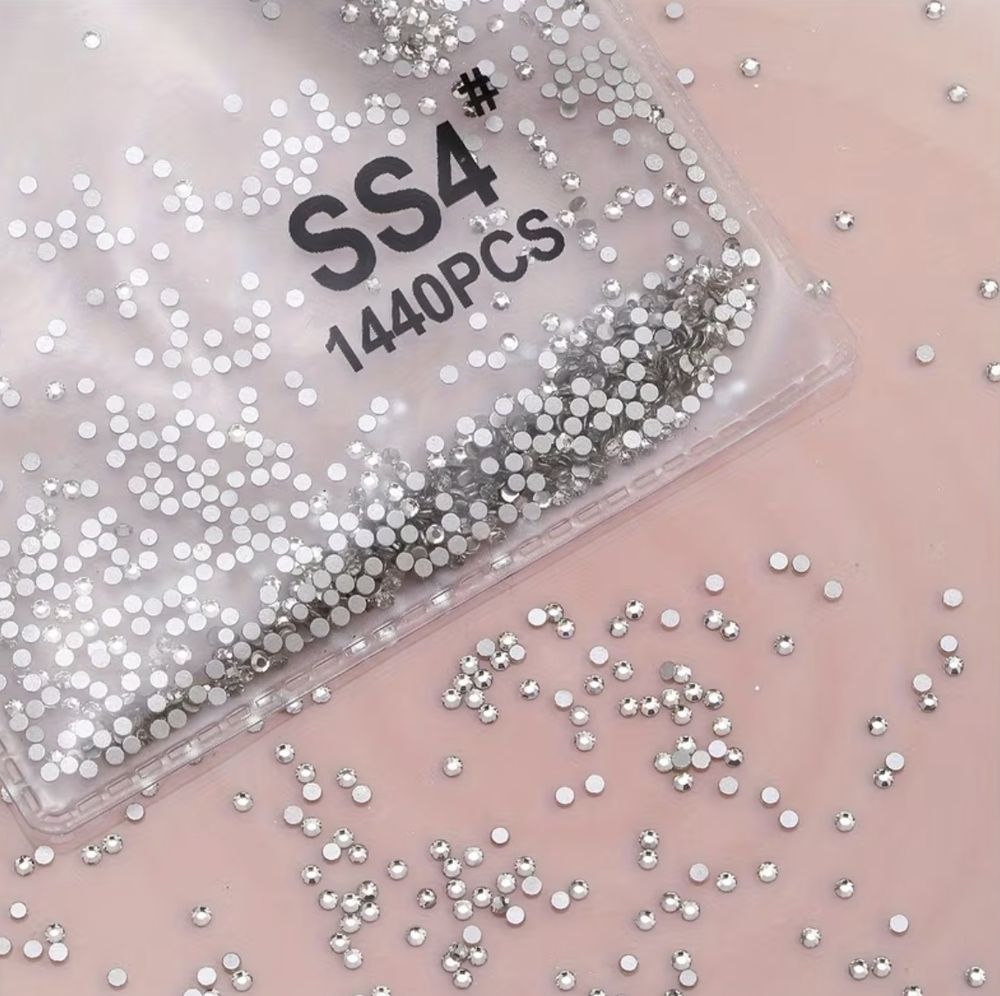 Strass 1440 pcs